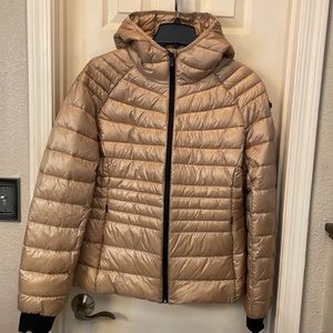 NWT BCBGMaxAzria Packable Premium Down Jacket